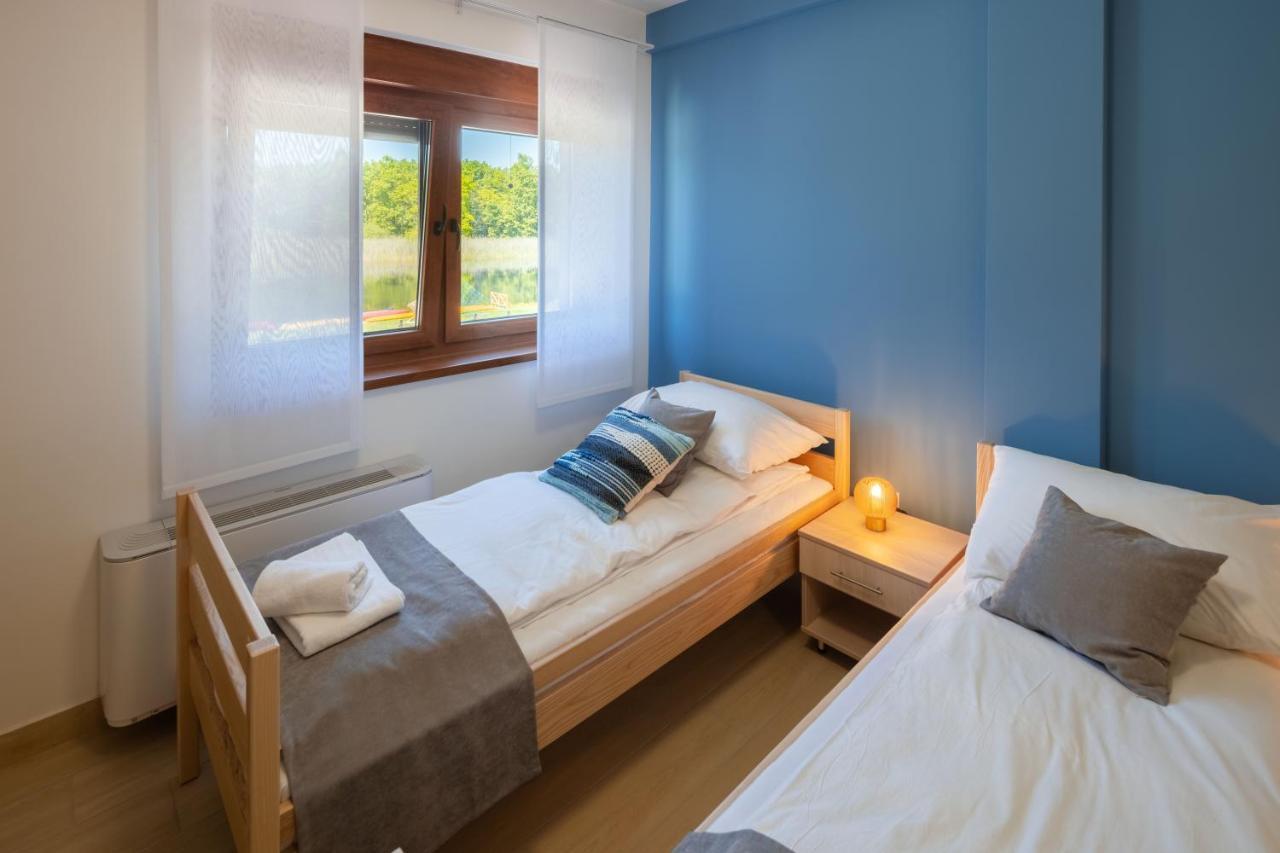 Hostel Otocki Virovi Otok  Zewnętrze zdjęcie